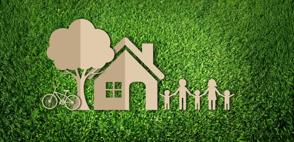 Family and house paper cutouts